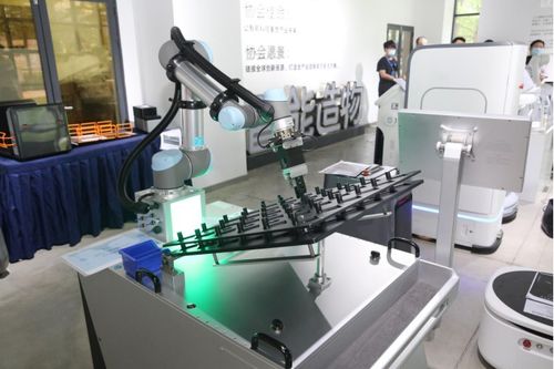 廣東省第十屆“省長杯”工業(yè)設(shè)計大賽復(fù)賽智能裝備類專項賽在廣州順利舉行